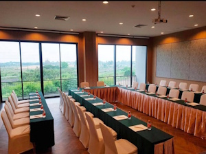โรงแรมรอยัลฮิลล์รีสอร์ท รูปที่ 1
